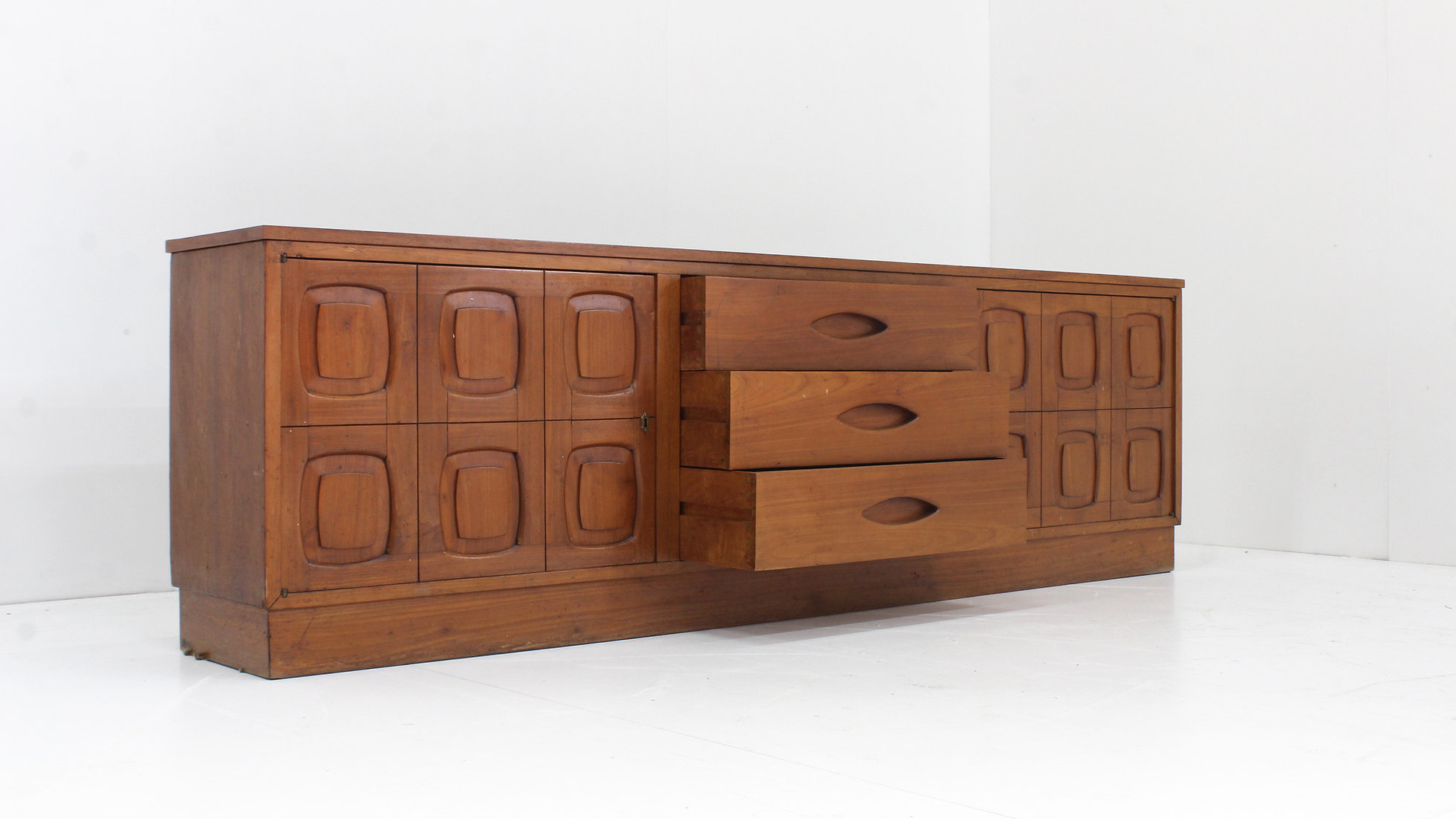 Vintage Brutalist Teak Houten Dressoir Jaren 60 image 12