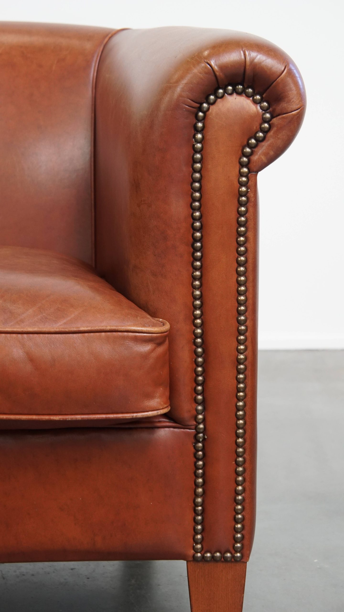 Nette, In Goede Staat Verkerende Rundleren Clubfauteuil In Een Mooie Cognac Kleur image 4