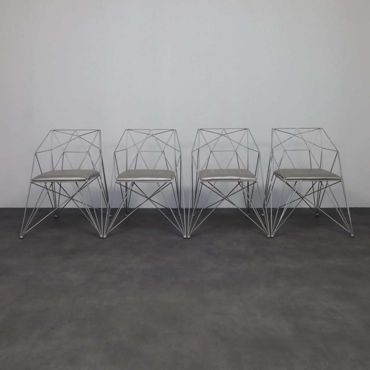 4x Geometric Wire Frame Dining Chairs, Rare image 9