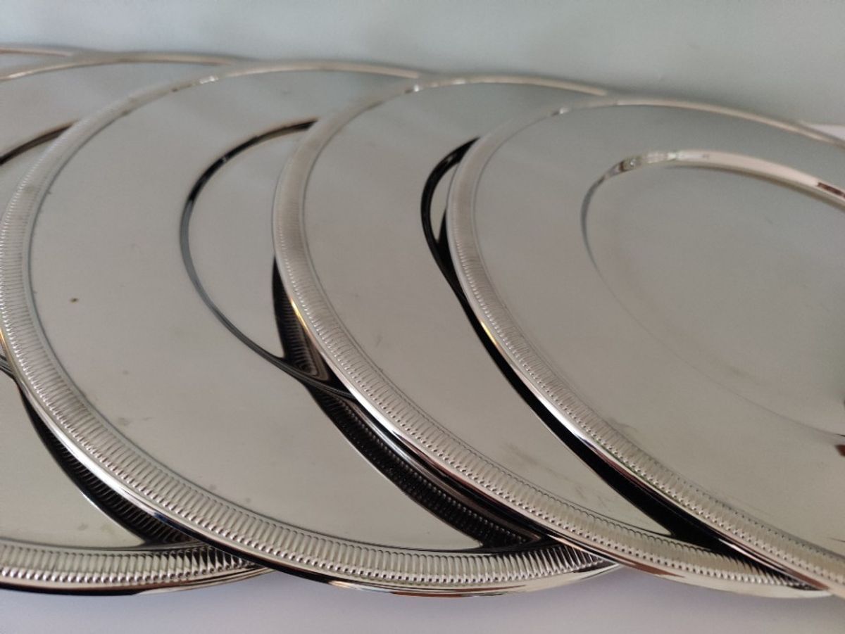 Set Van 4 Inox Onderzetborden, Vervaardigd Door Het Gerenommeerde Huis 'jean Couzon'. image 9