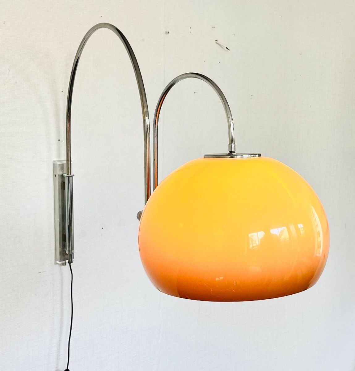 Vintage Artifort Double Arc Mushroom Space Age Wall Lamp image 7