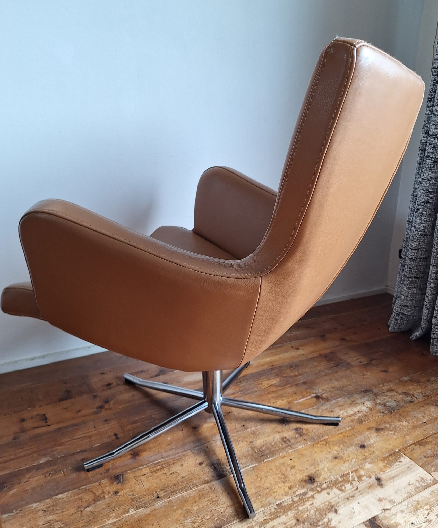 Leren Fauteuil Gyro Van Conform Zweeds Design image 5