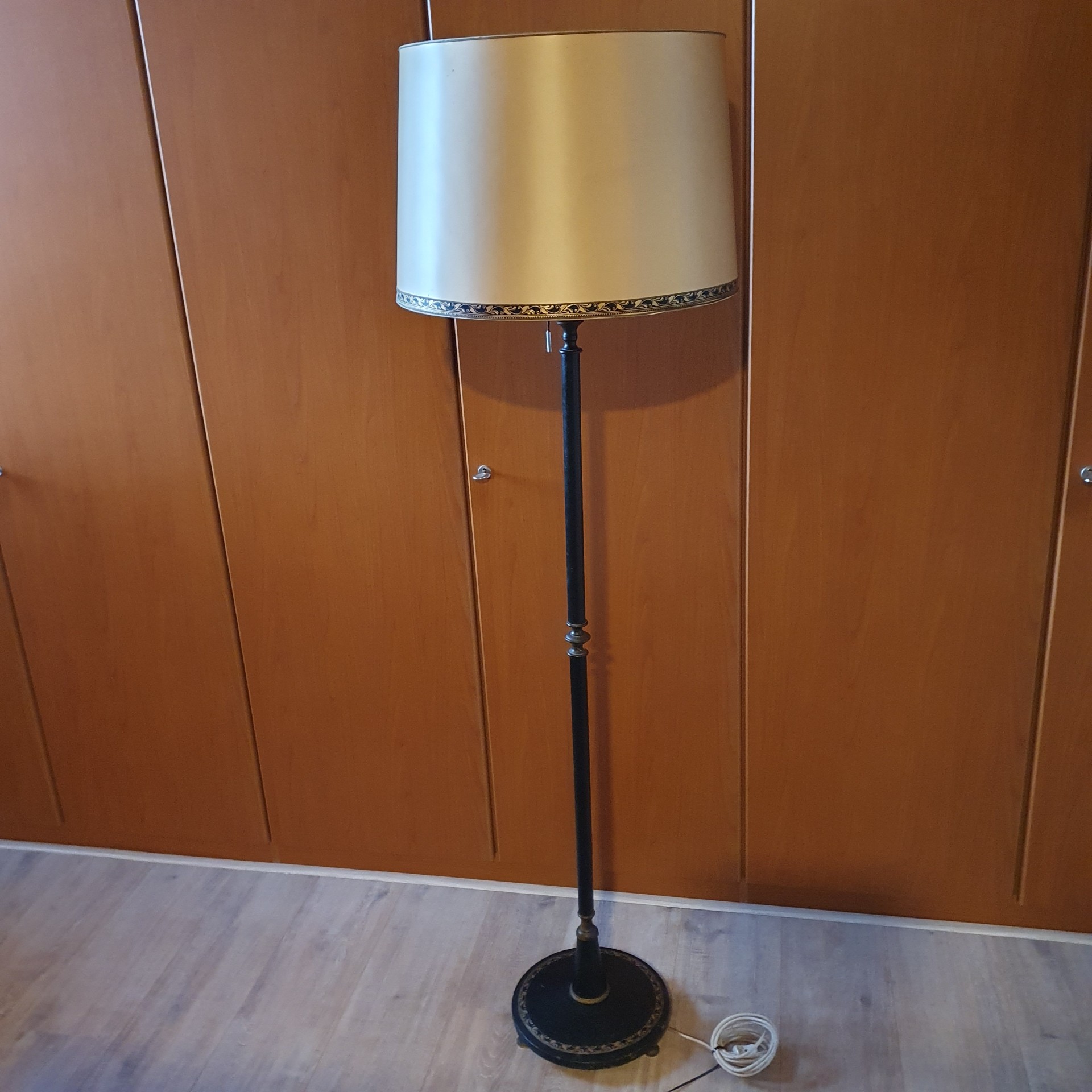 Klassiek - Vloerlamp - Staande Lamp - Met Leder Omkleed -1950 image 3