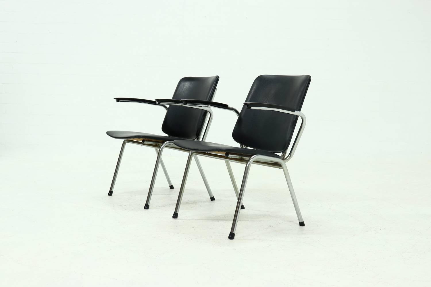 Set Of 2 Tubular Armchairs By Gebroeders de Wit 1960s image 2