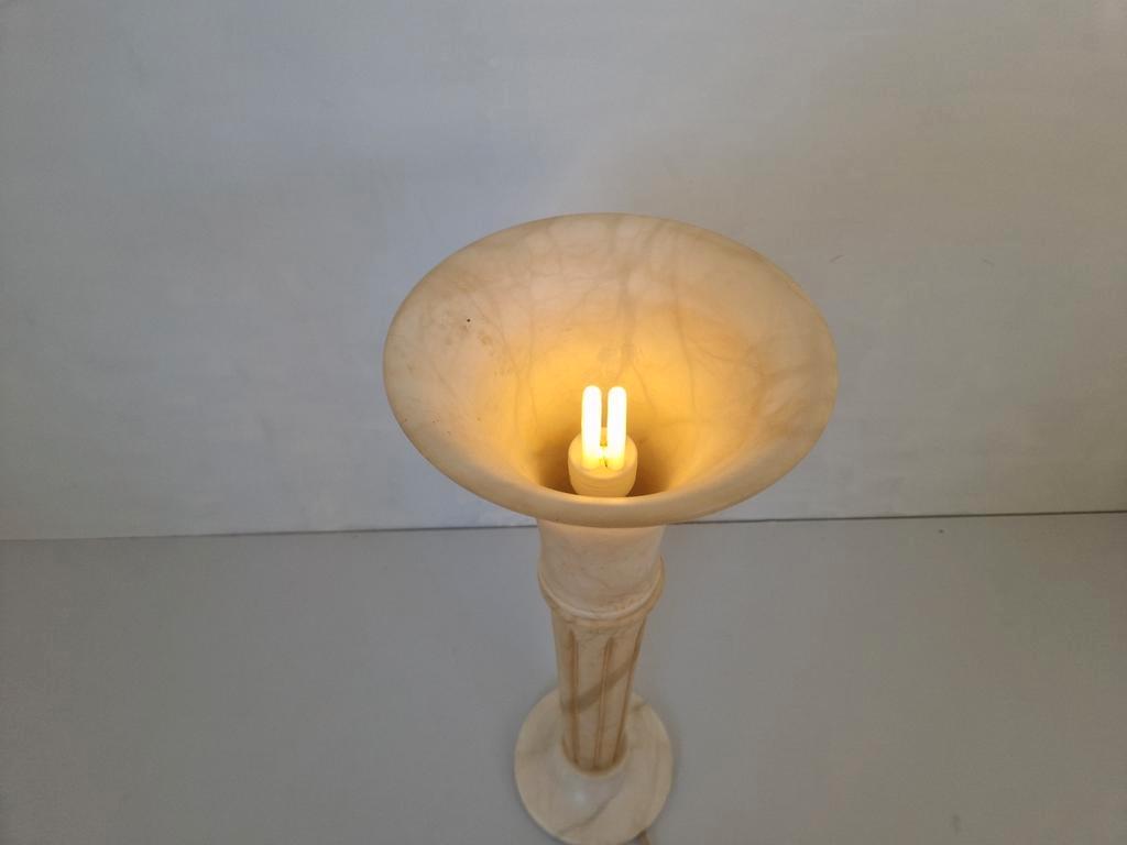 Italiaanse Albast Tafel Lamp Klassiek. image 3