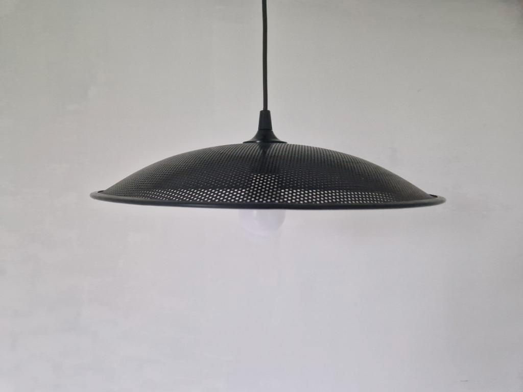 Postmoderne Vintage Geperforeerd Metaal Hanglamp Zwart. image 7