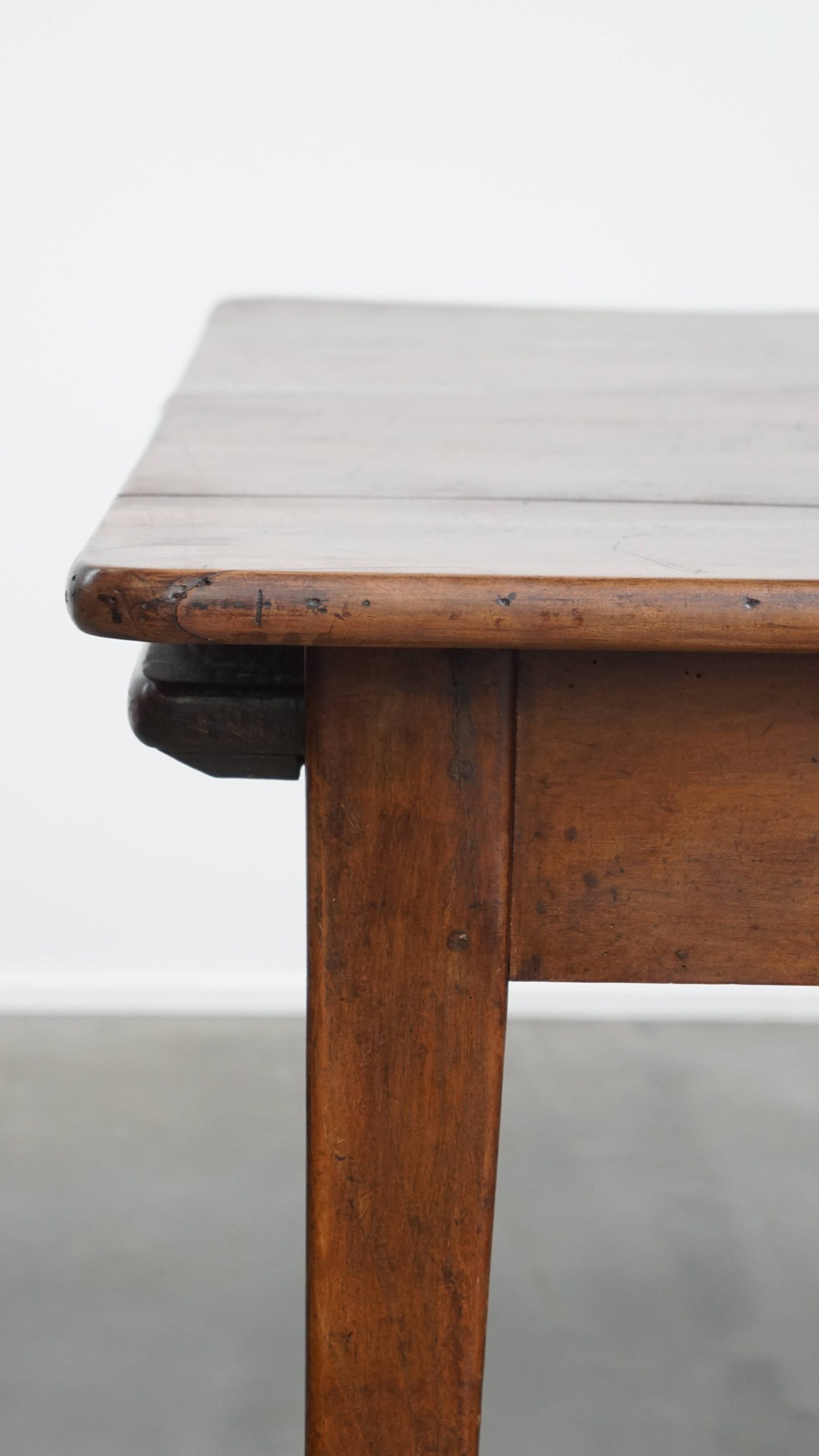 Antieke Franse Eettafel Gemaakt Van Kersenhout In Een Warme Kleur image 13