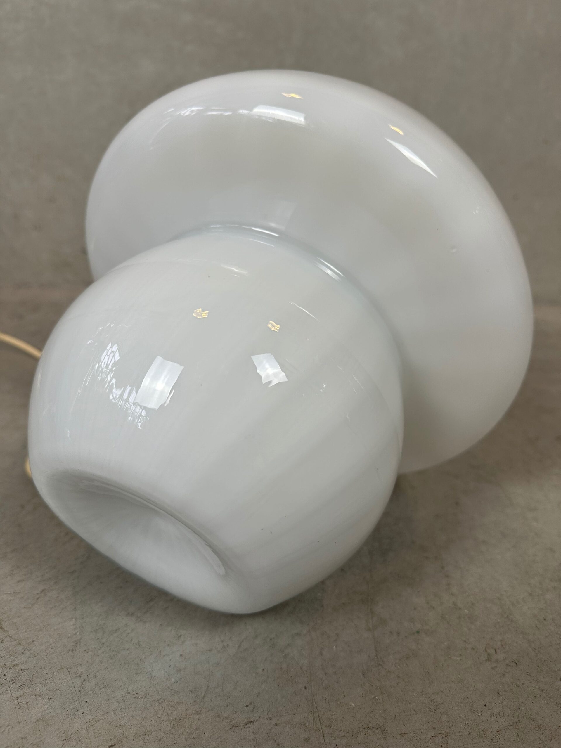 Vintage ‘swirl’ Mushroom Lamp image 5