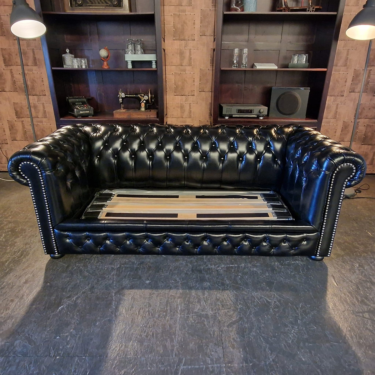 Chesterfield Brighton Slaapbank - Zwart image 9