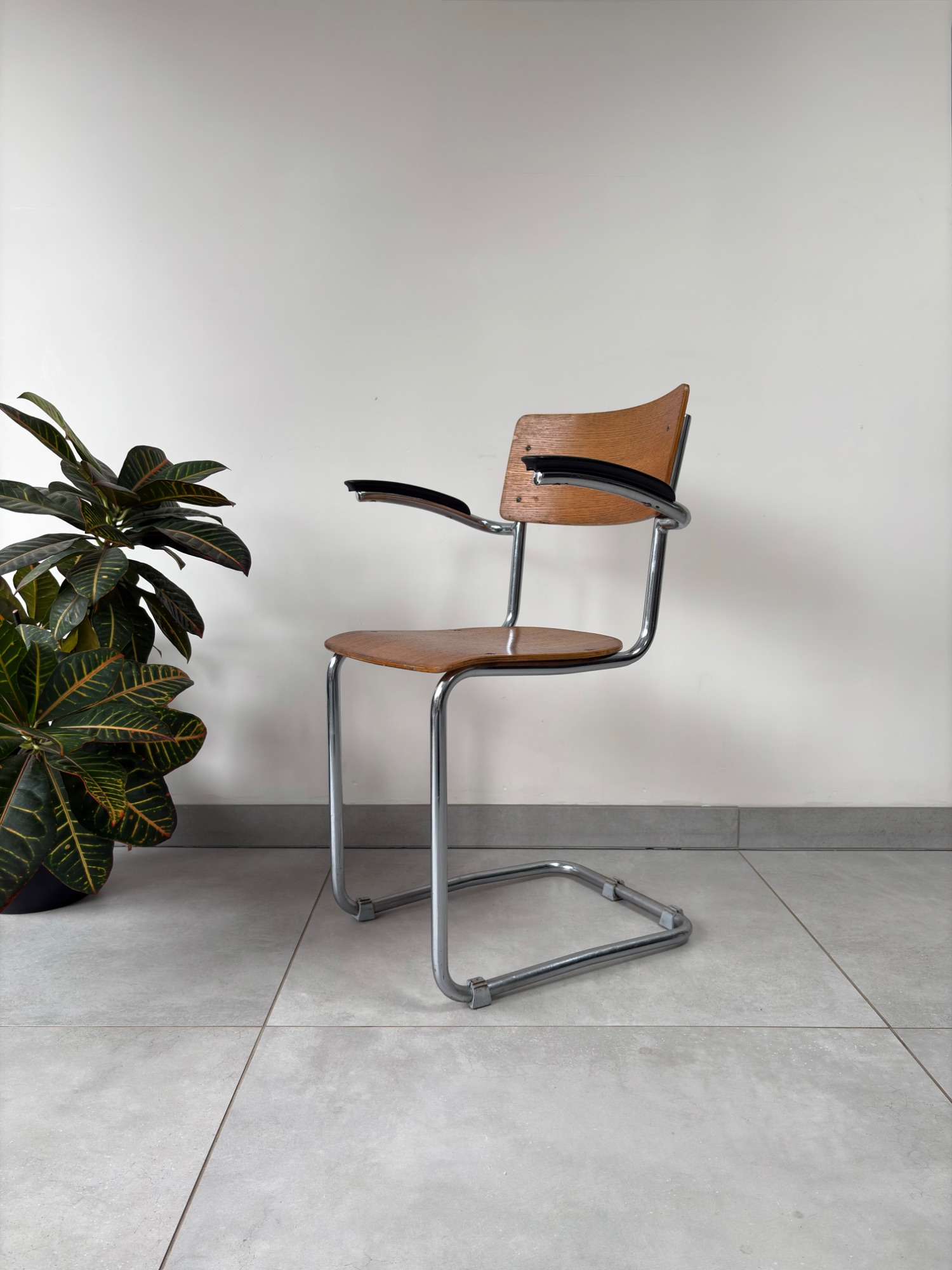 Vintage Buisstoel Bauhaus Stijl image 2