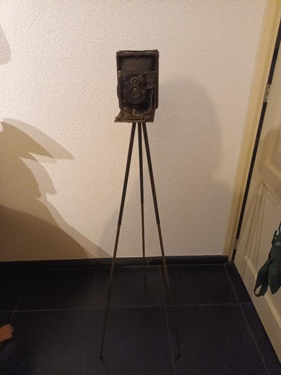 Antieke Contessa Nettel Altura 1921 Balgcamera Op Statief image 9