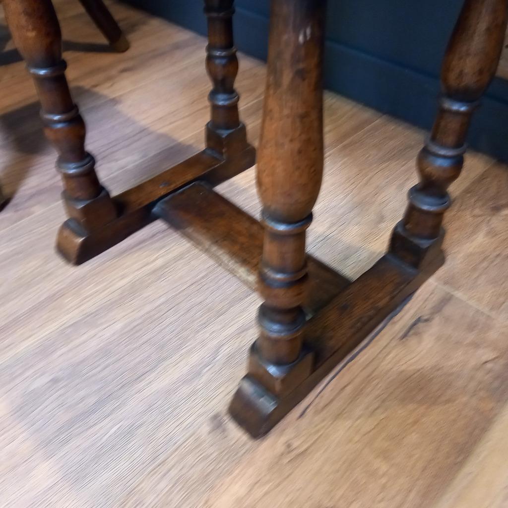 Antieke Drop Leaf Jointstool image 11
