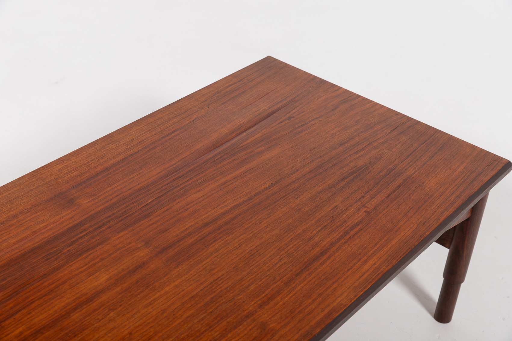 Vintage Spectacular Veneer Coffee Table From Saporiti, 1960’s Italy image 8