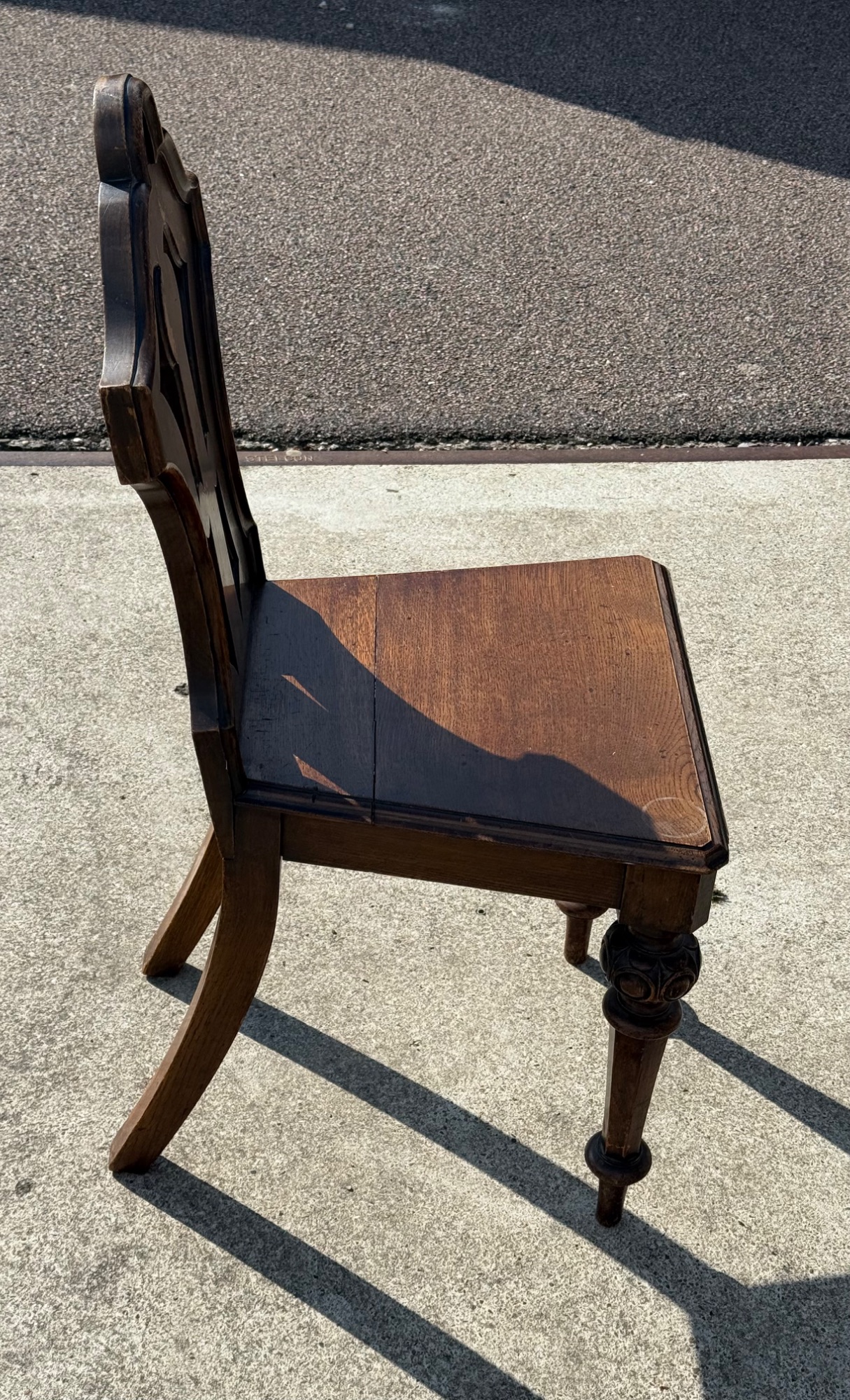 Fine William Iv Pierced And Carved Mahogany Shield Back Hall Chair image 9