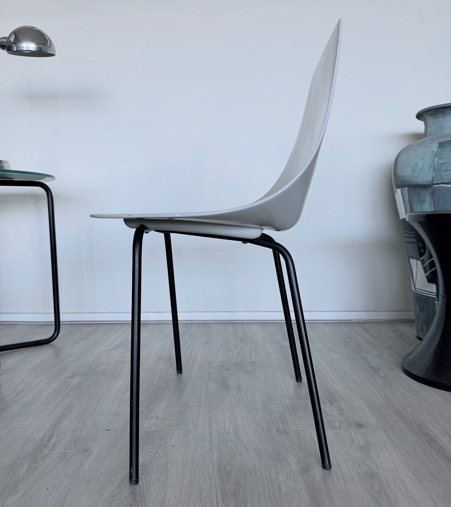 4x Vintage Tonneau Chairs Design By Pierre Guariche image 2