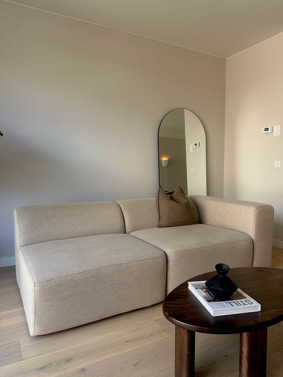 Bank 4x6 sofa image 2