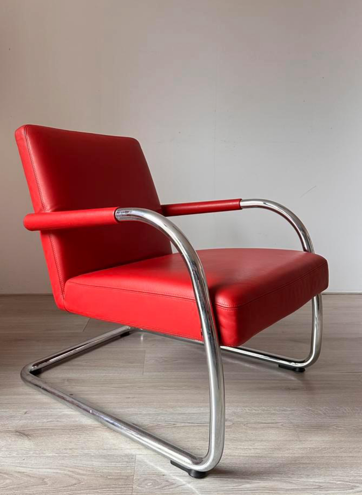 2x Vitra Visalounge Leather Armchairs By Antonio Citterio image 6
