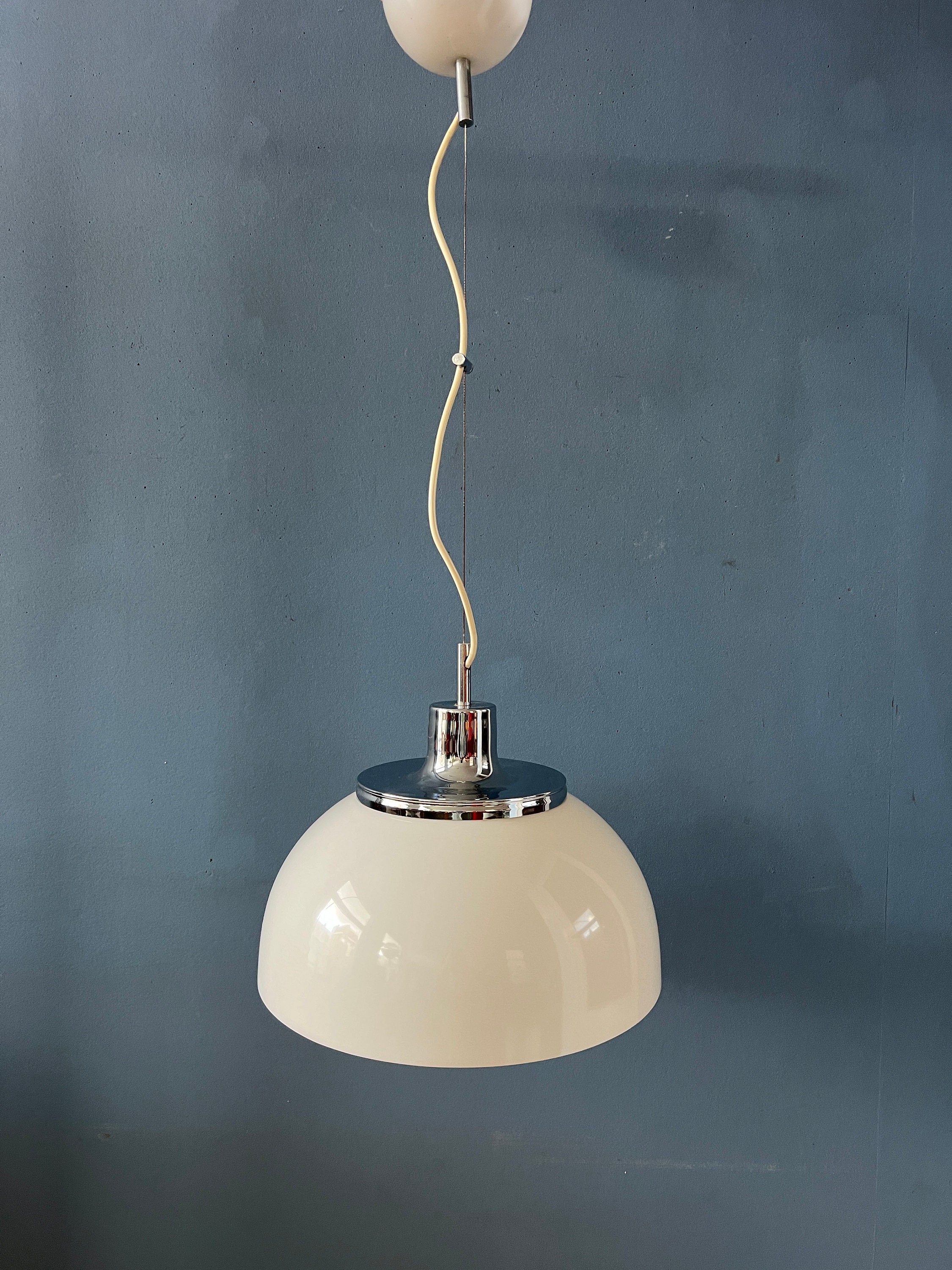 Mid Century Witte Guzzini Faro Plexiglas Hanglamp image 6
