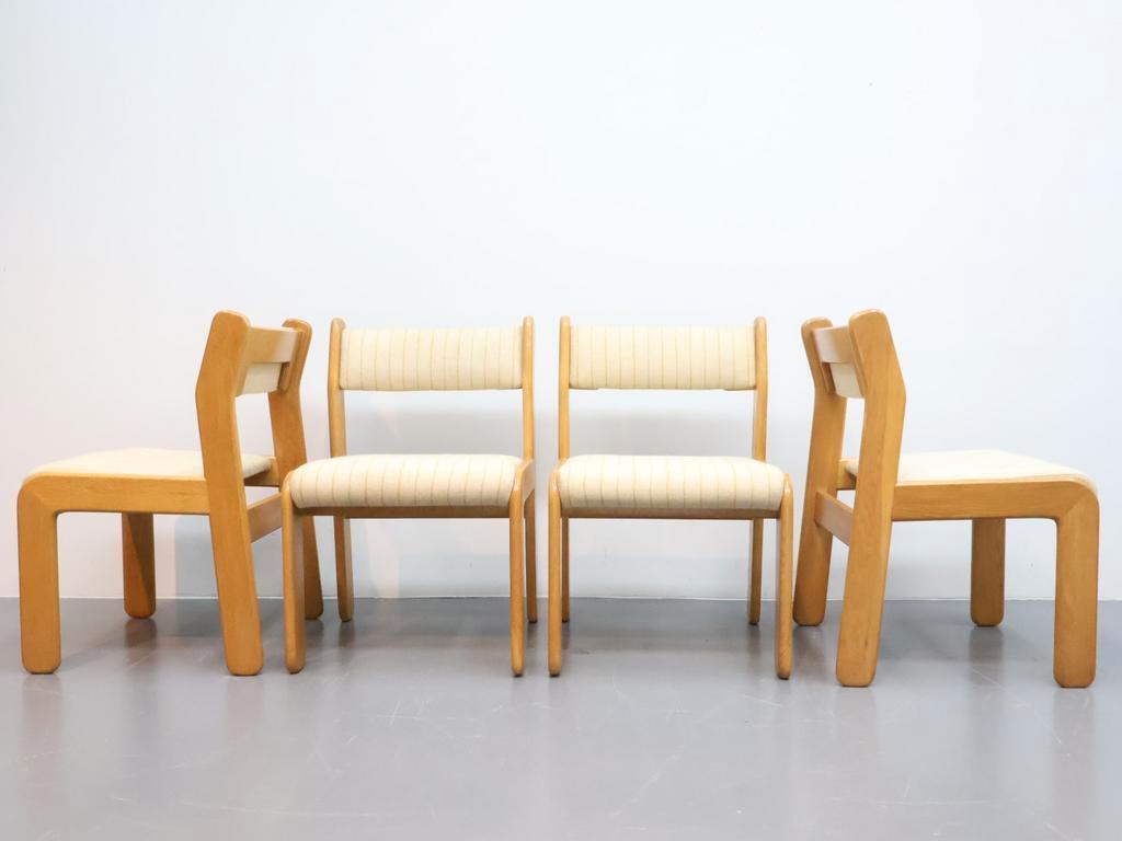 Set Van 4 Deense Eetkamerstoelen image 2