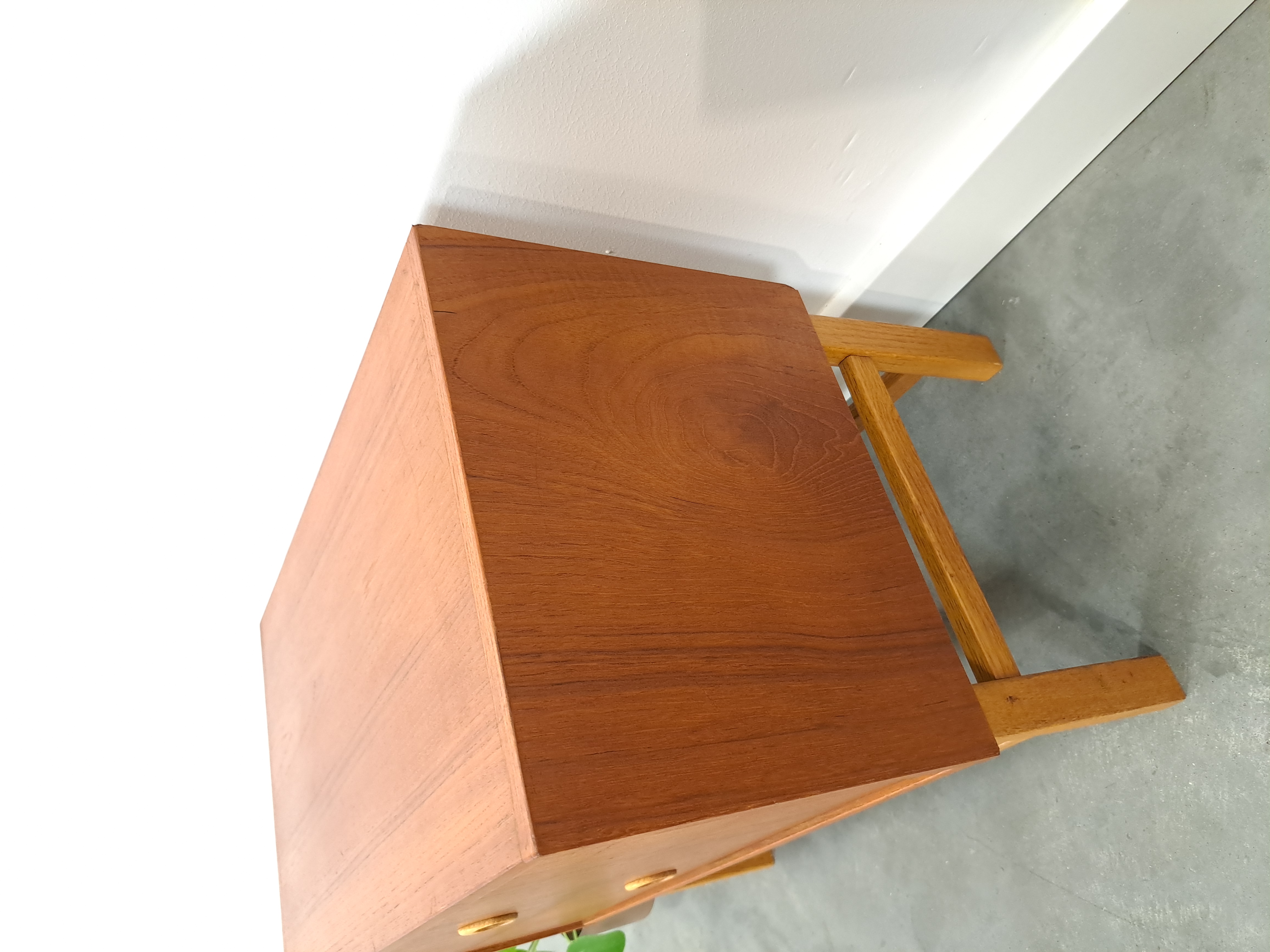 Klein Teak Ladekastje Uit Zweden image 12
