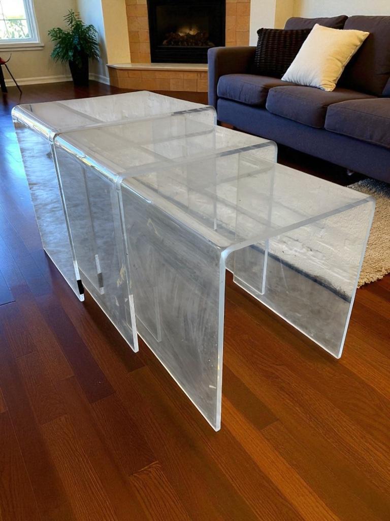 Set Van 3 Nesting Tables In Plexiglas / Salontafel image 2