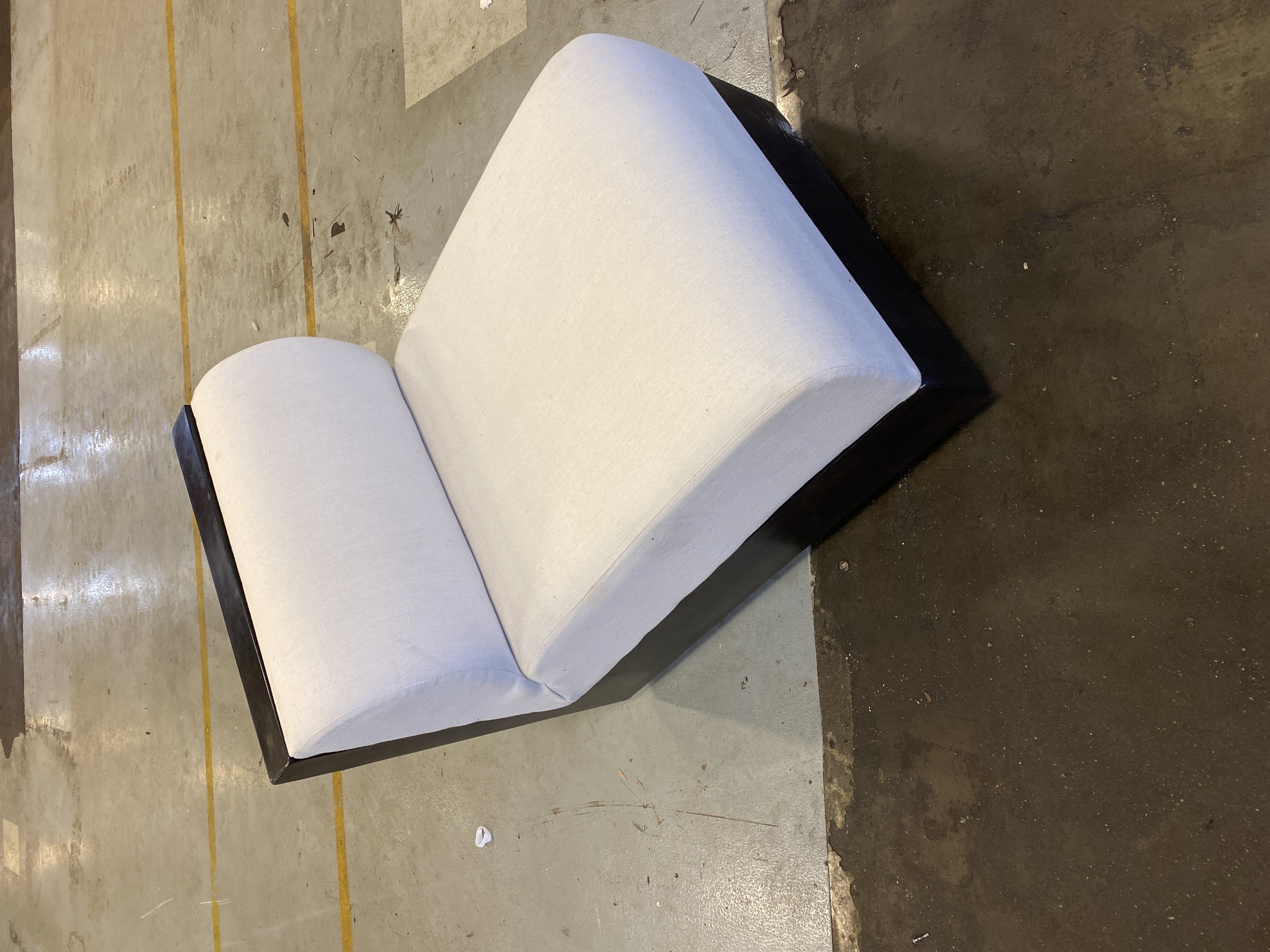 101 Copenhagen | Tribu Lounge Chair - Linen image 3