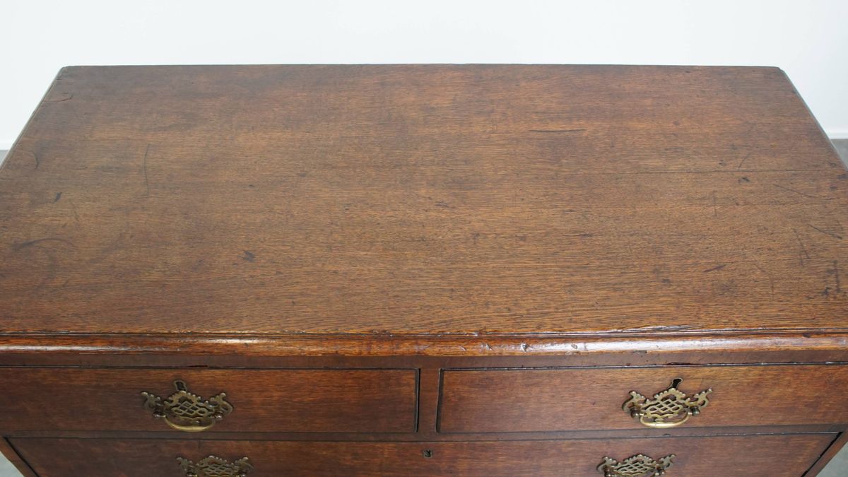 Niet Veel Voorkomende Klassieke Lage Antieke Engelse Ladekast/ Chest On Chest Uit De 18e Eeuw image 6