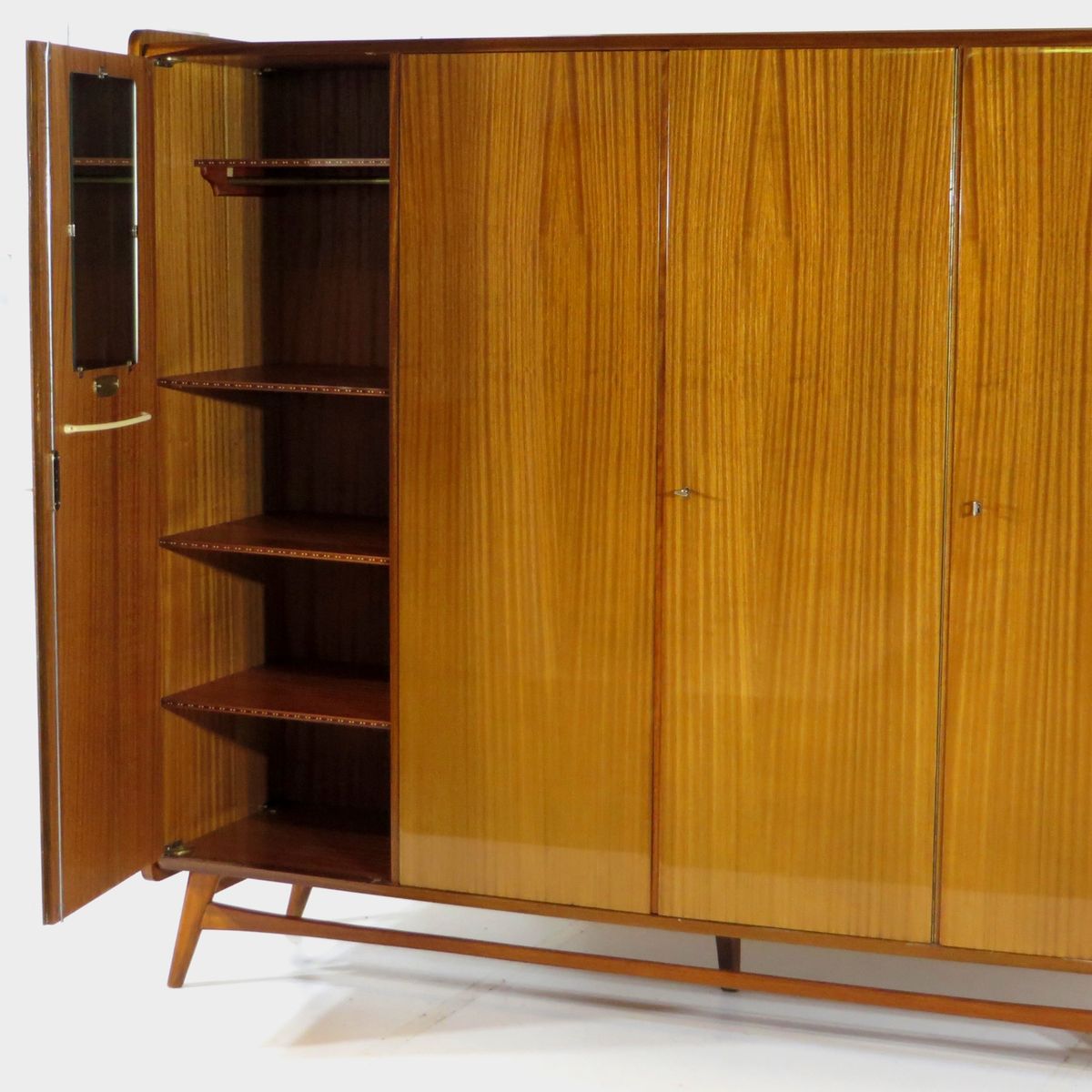 Vintage Scandinavisch Design 4-deurs Kledingkast In Teak, 1960s image 4