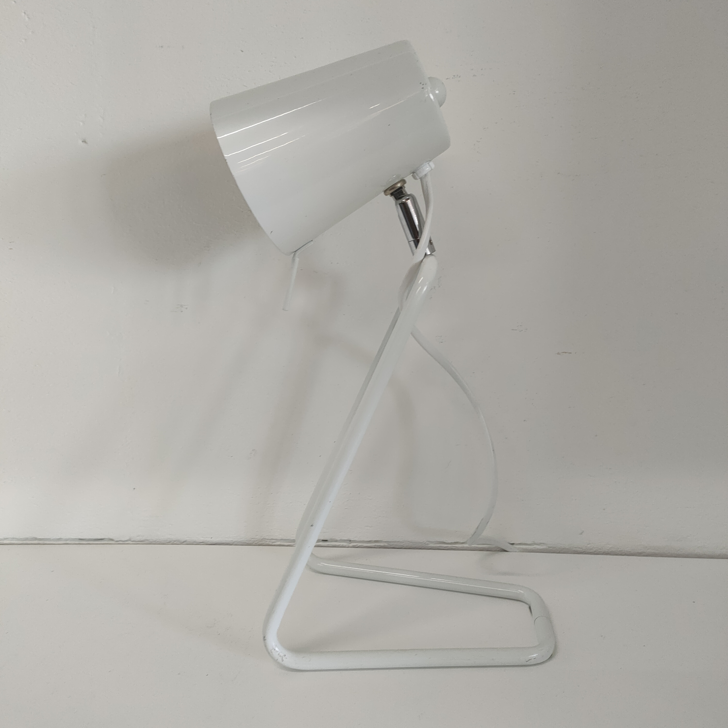 Set Verstelbare Tafel- Bureau Of Nachtkast "z" Lamp Van Leitmotiv image 14