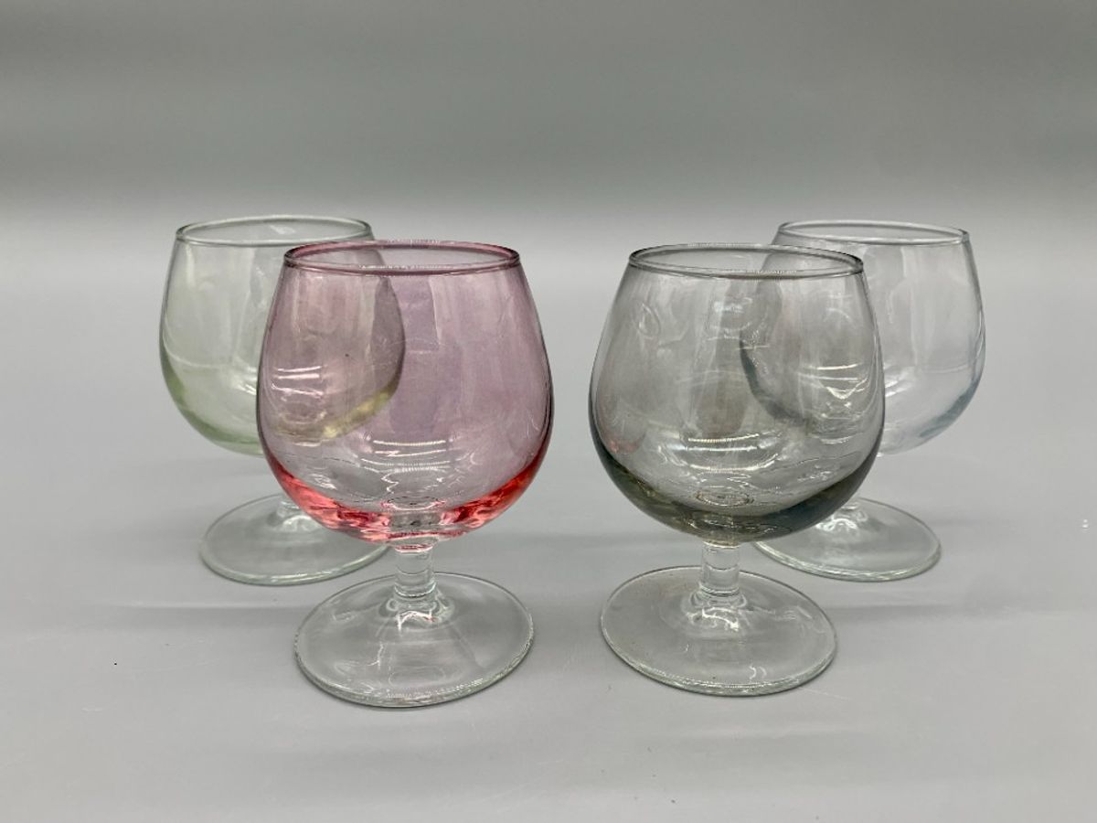 Set Vintage Gekleurde Cognac Glazen 4 Stuks image 4
