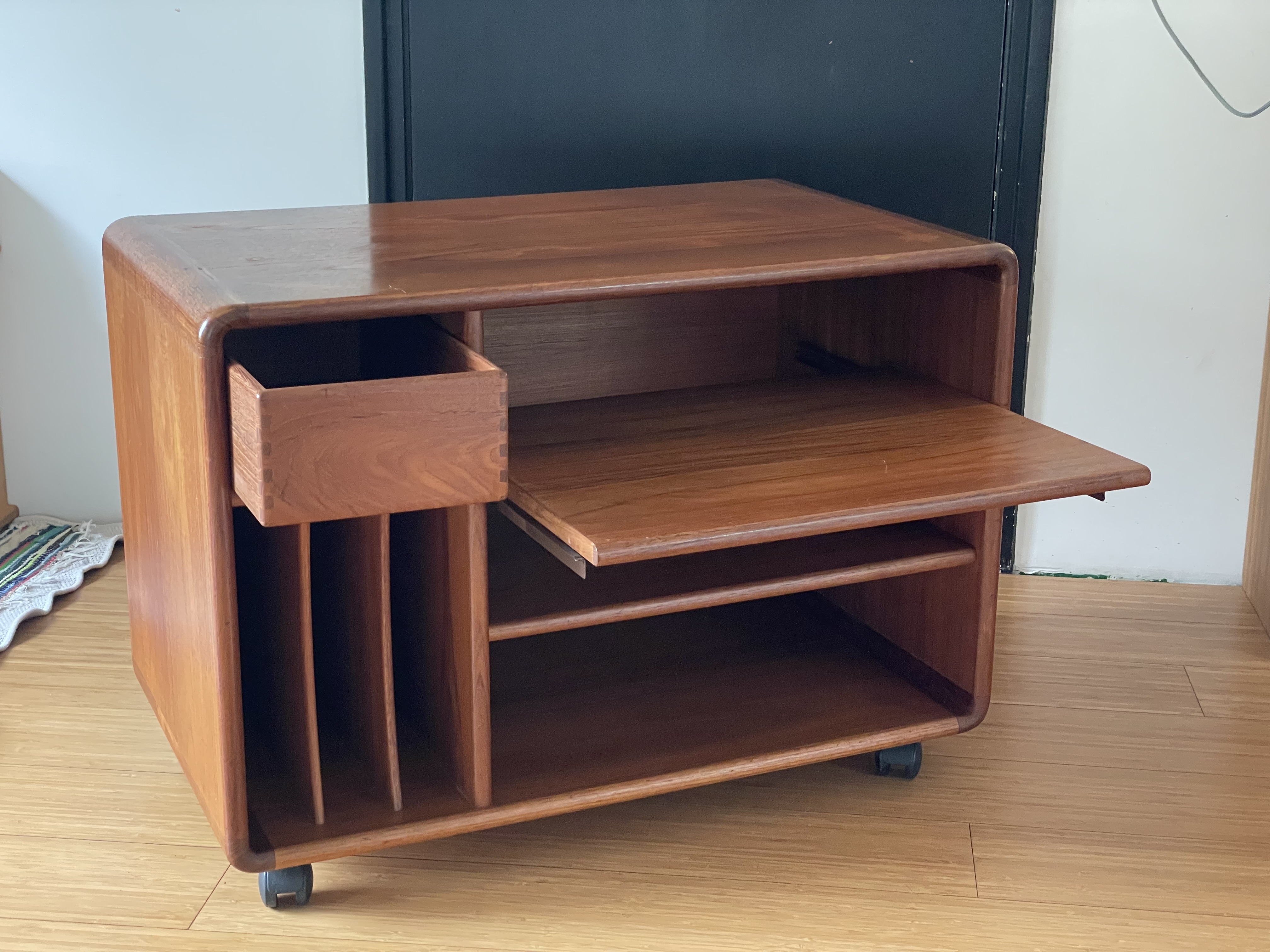 Vintage Salin Møbler Teak Dressoir/ Audiomeubel image 4