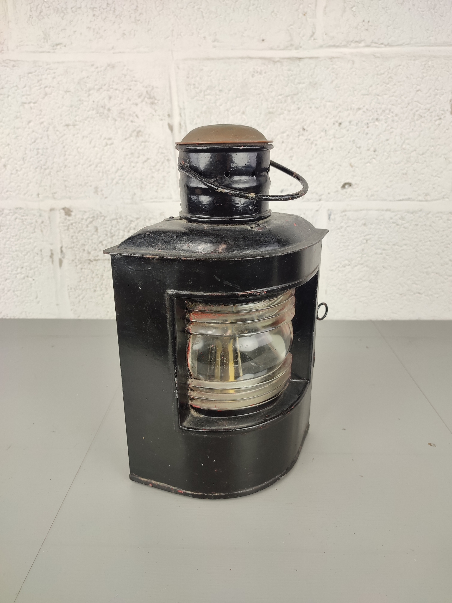 Oude Zwarte Scheepslamp image 4