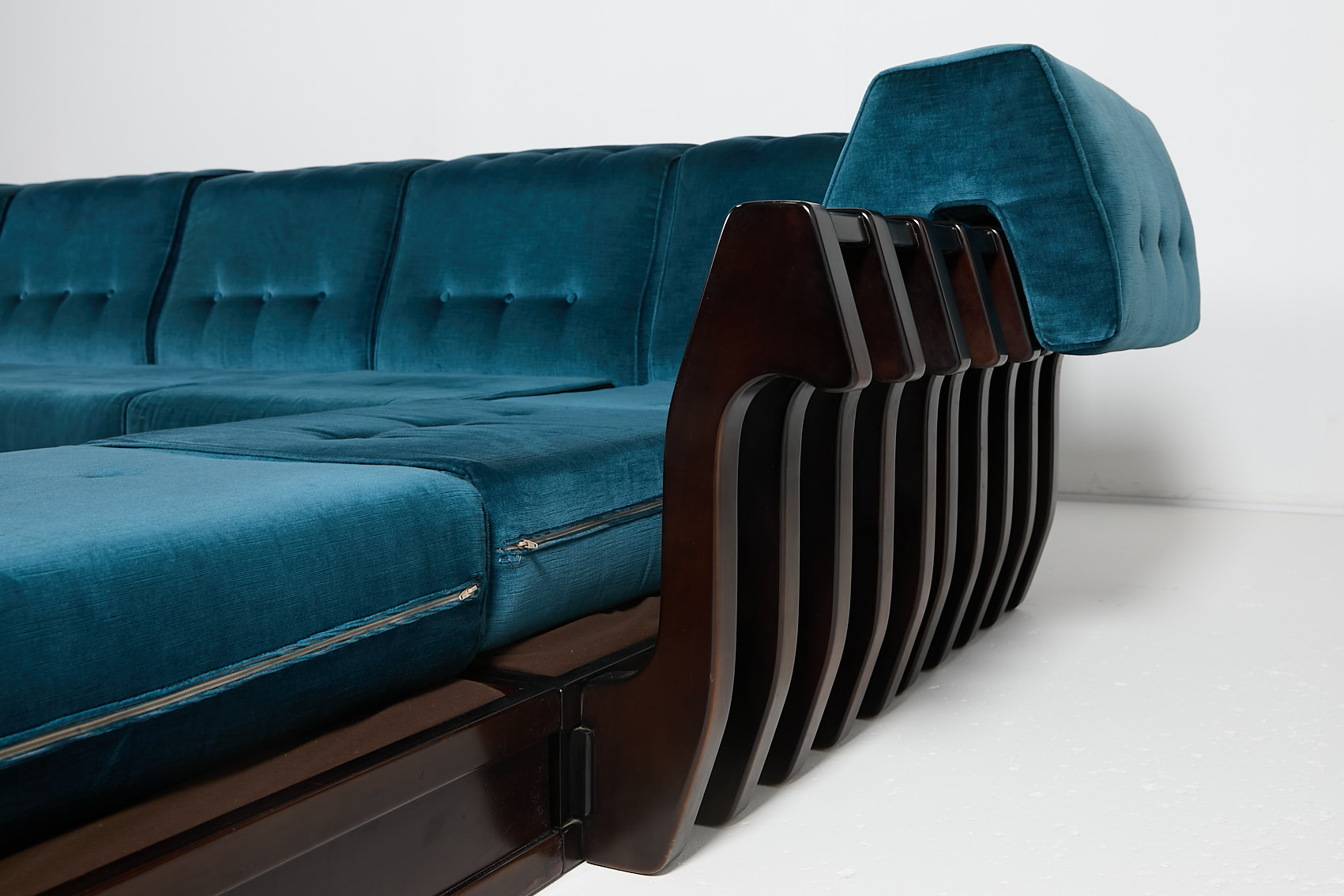 Luciano Frigerio ‘can Can’ Sectional Sofa, 1960’s Italy image 11