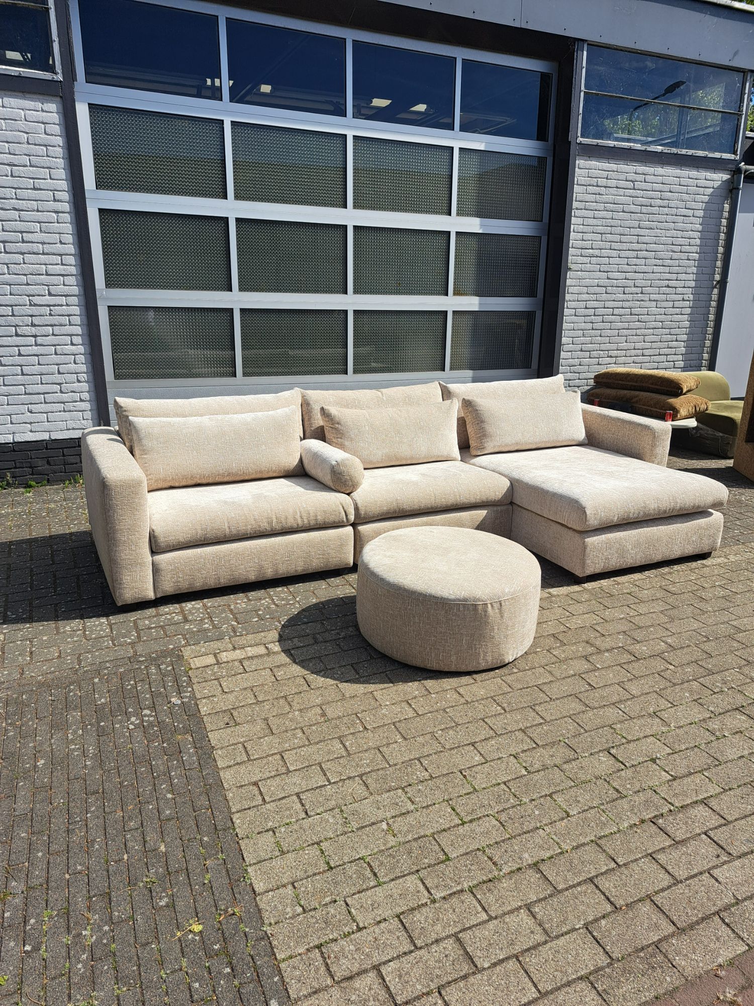 4x6 sofa – X2 Modulaire Hoekbank In Ecru Velours image 4