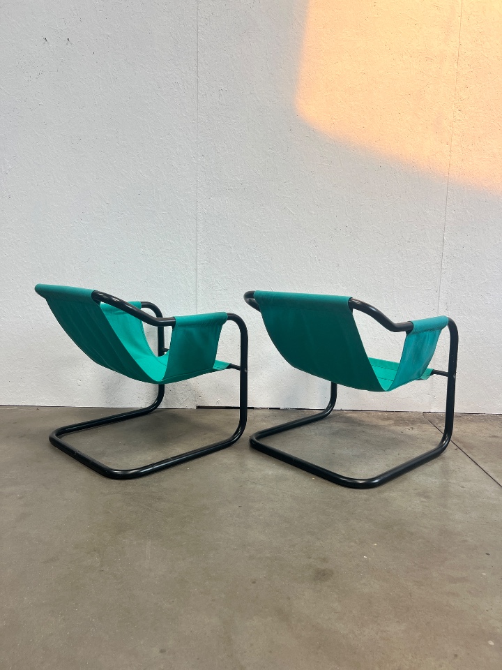 Tweetal Vintage Deense Fauteuils, Xcol, Zwart Staal Met Groene Stof, 1980’s image 3