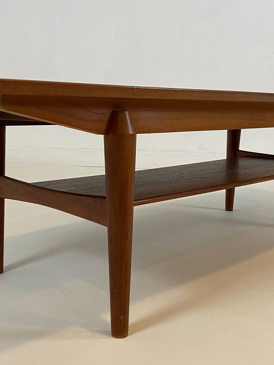 Vintage Solid Wood Coffee Table – Mahjongg Vlaardingen image 3