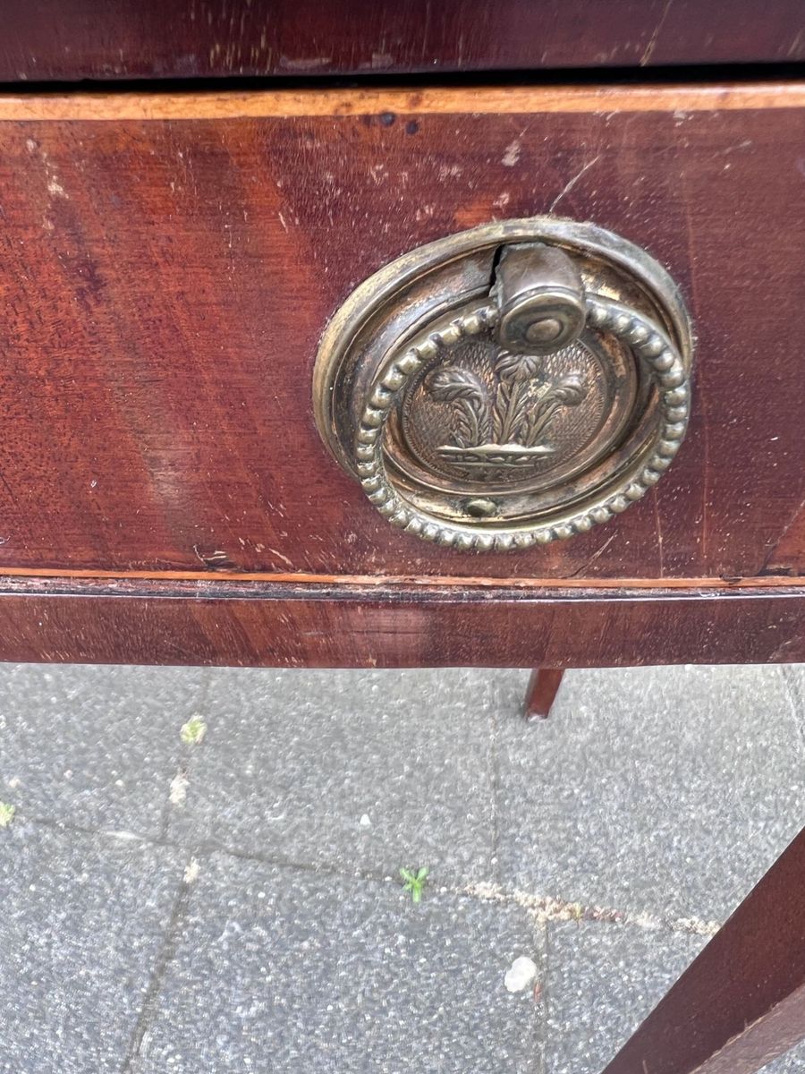 Leuk Antiek Engels Mahonie Tafeltje Met Lade image 4
