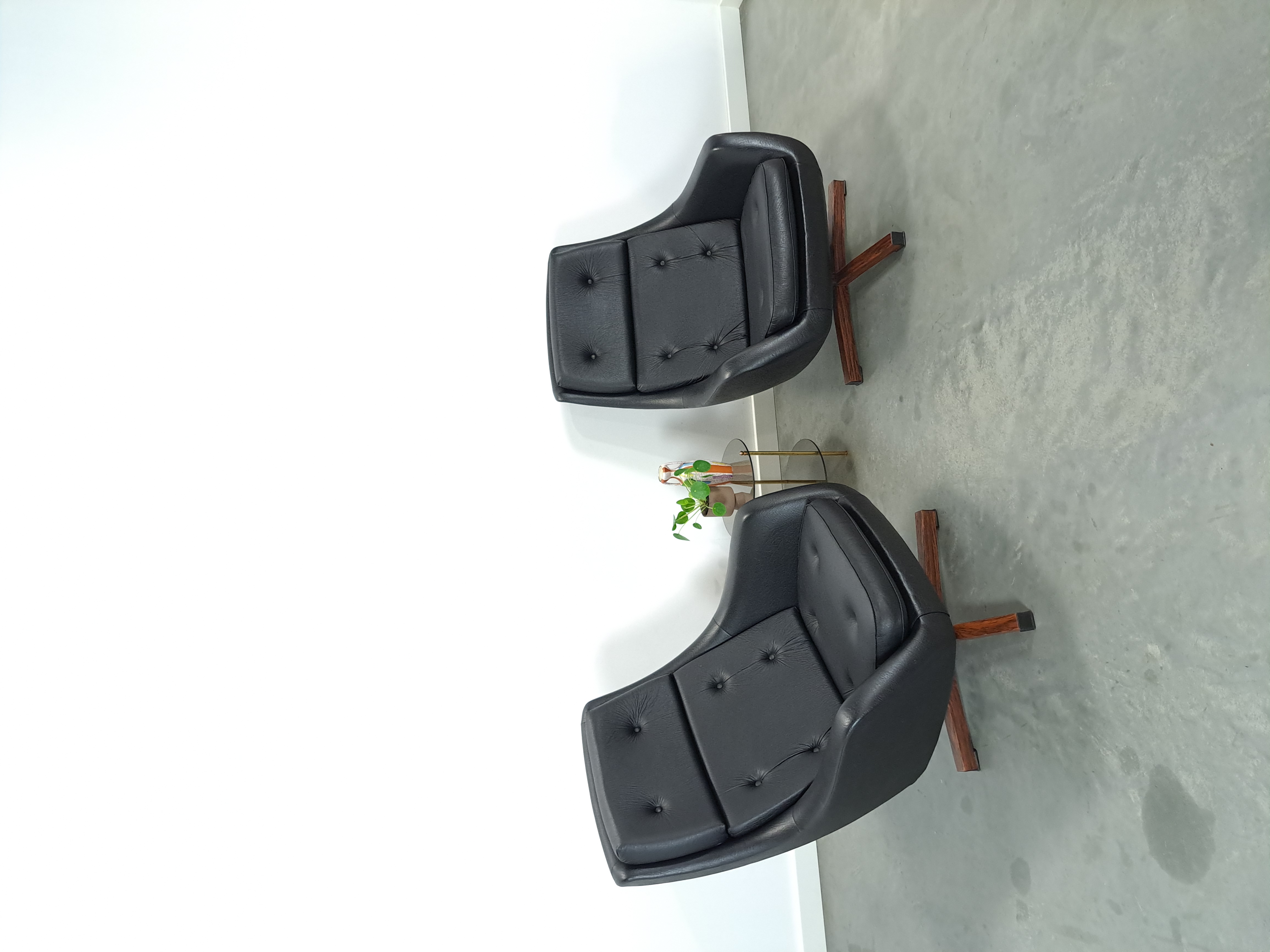 Zwarte Skai Kunstleder Draaifauteuil Uit Zweden image 3