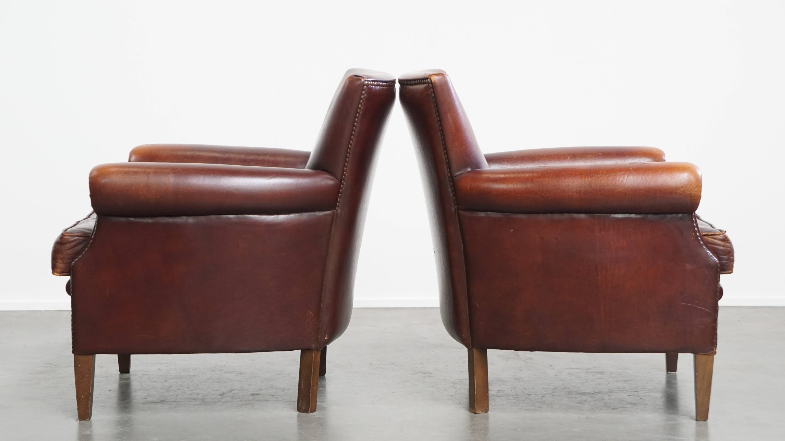 Karaktervolle Set Van 2 Vintage Schapenleren Armchairs Met Warme Kleuren En Een Mooi Patina image 5