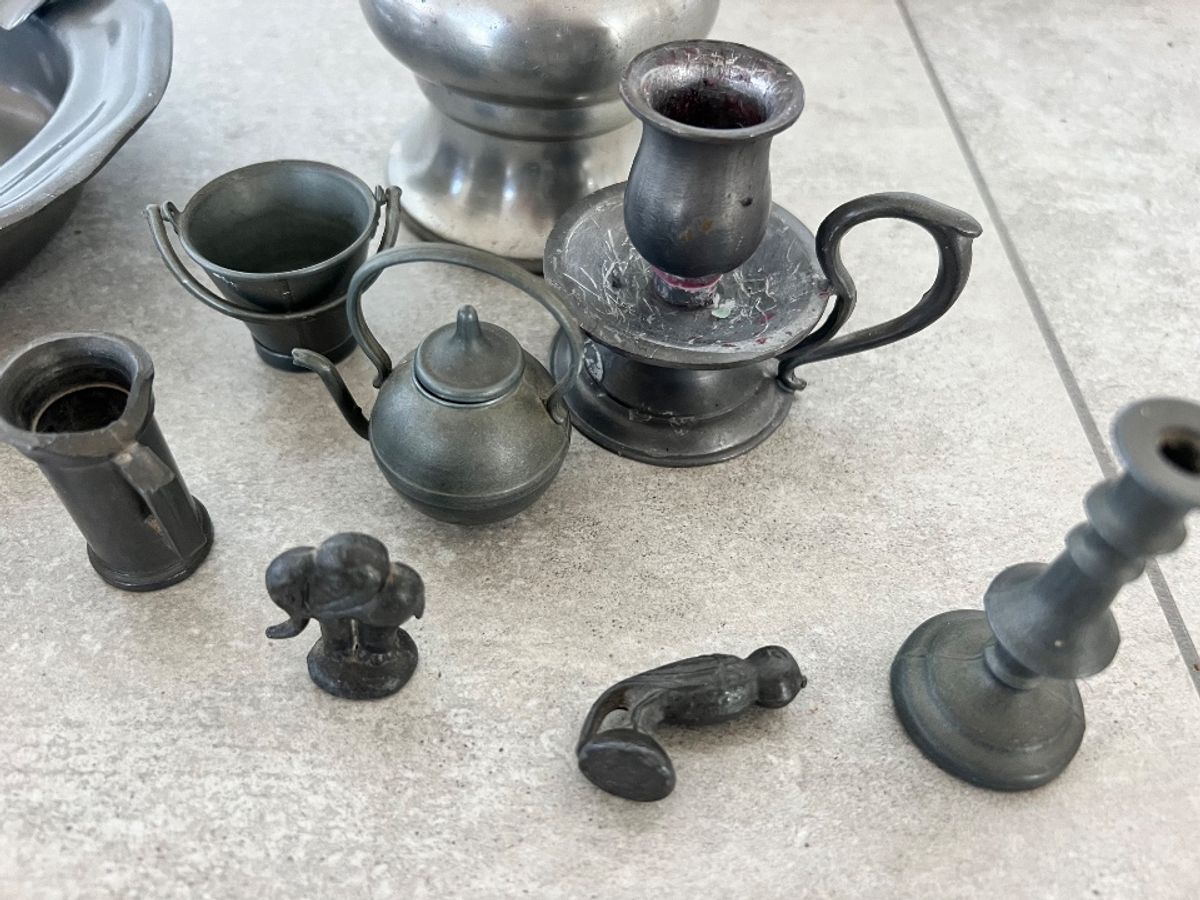Vintage Kurtz Tiel Tinnen Vaas En Diverse Items image 5