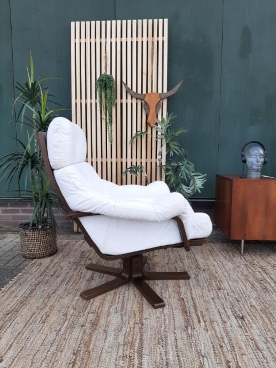 Vintage Design Fauteuil Wit Leer Houten Poot Draaifauteuil image 3