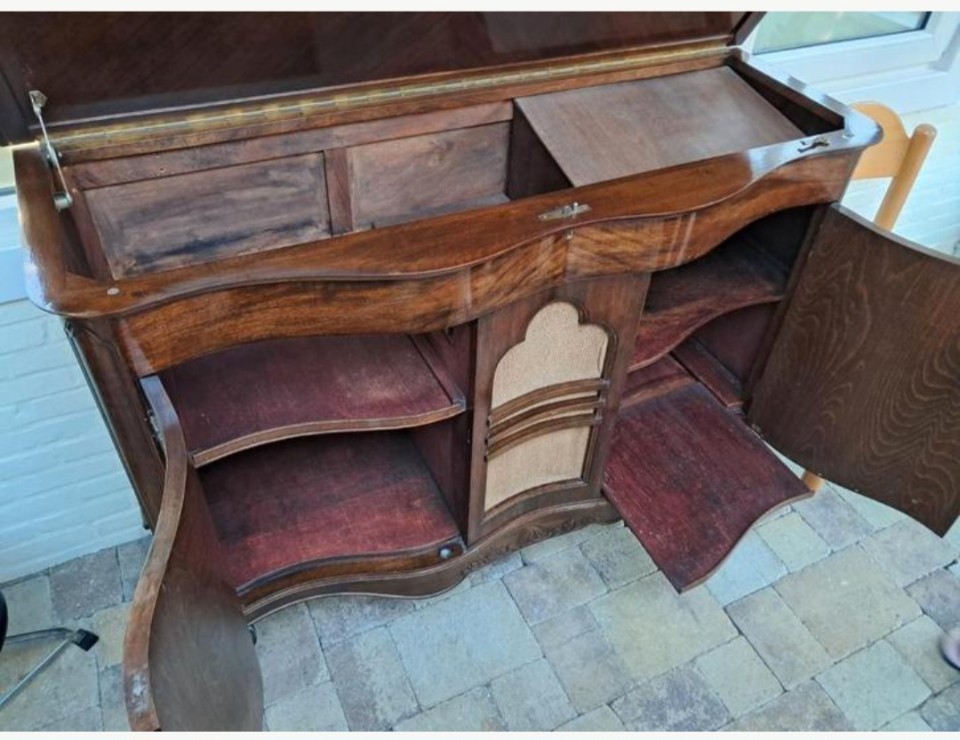 Chippendale Dressing For Lp- Recordplayerr image 4