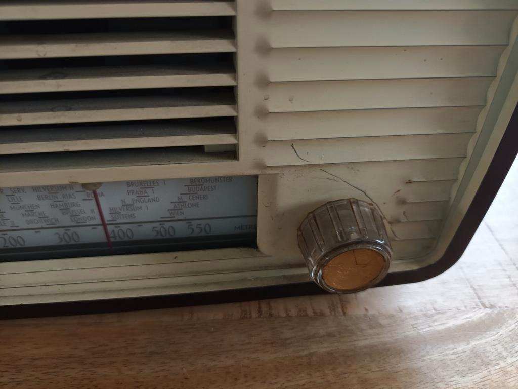 Philips Bx115u /19 Buizenradio Ca 1953 image 4