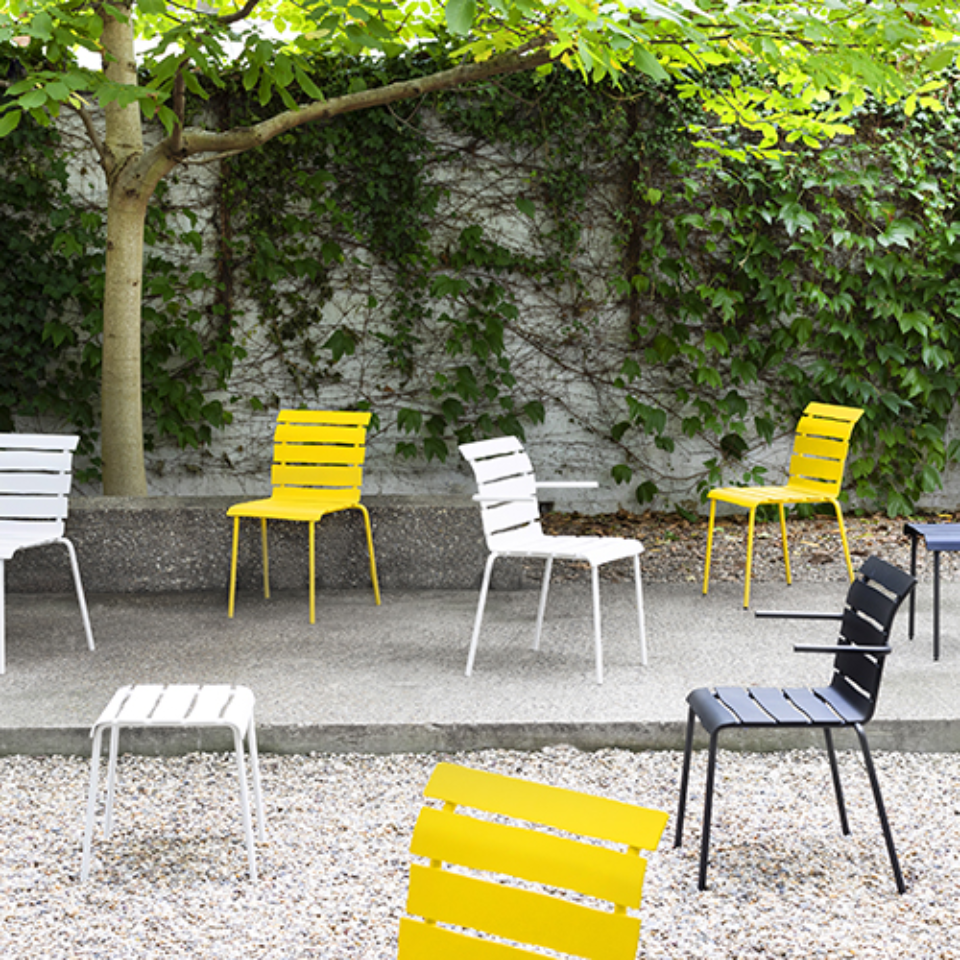 Serax X Maarten Baas Tuinset Klein Off-white & Yellow Aligned image 4