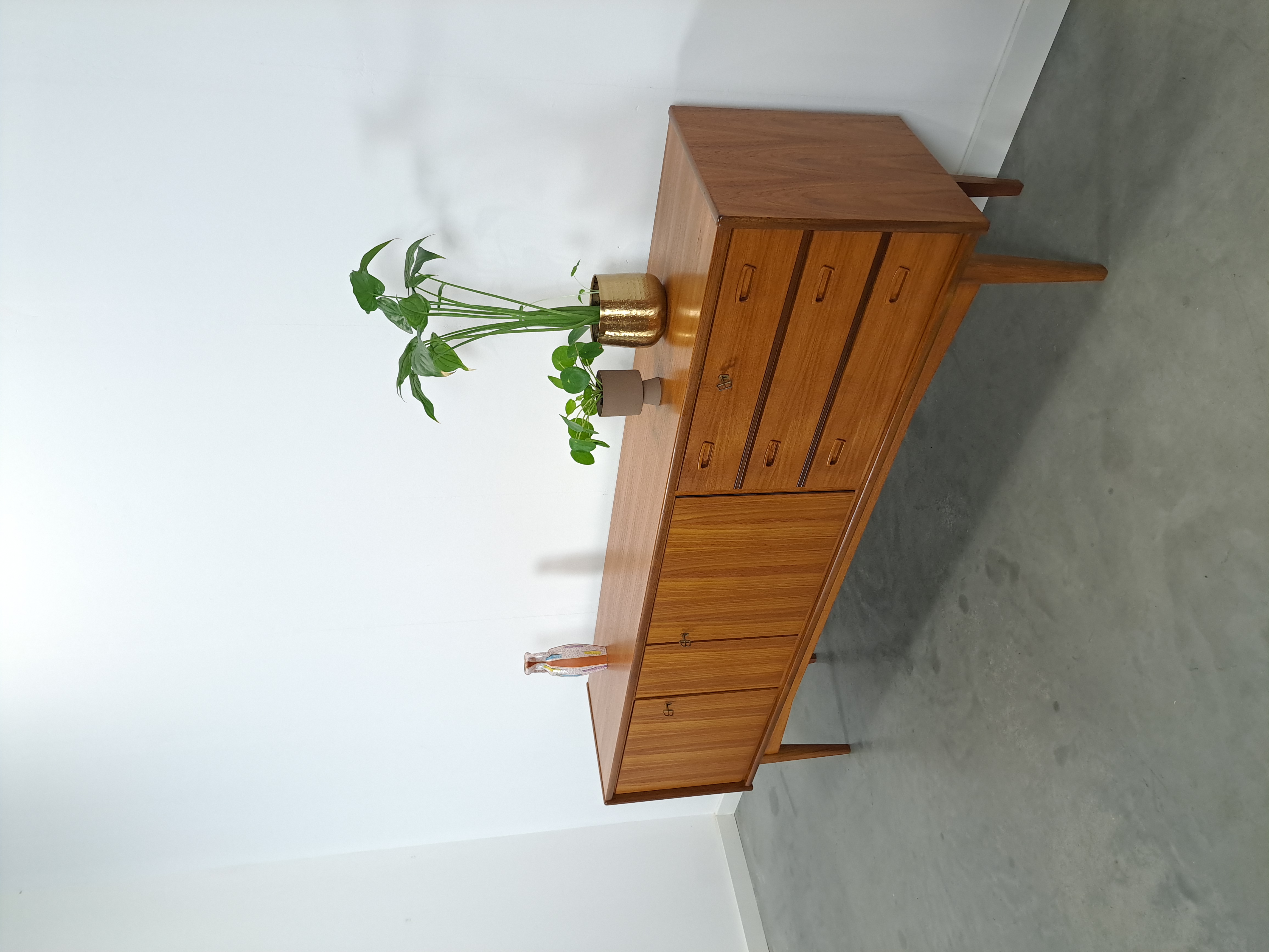 Design Teak Dressoir Bartels Met Lades image 5
