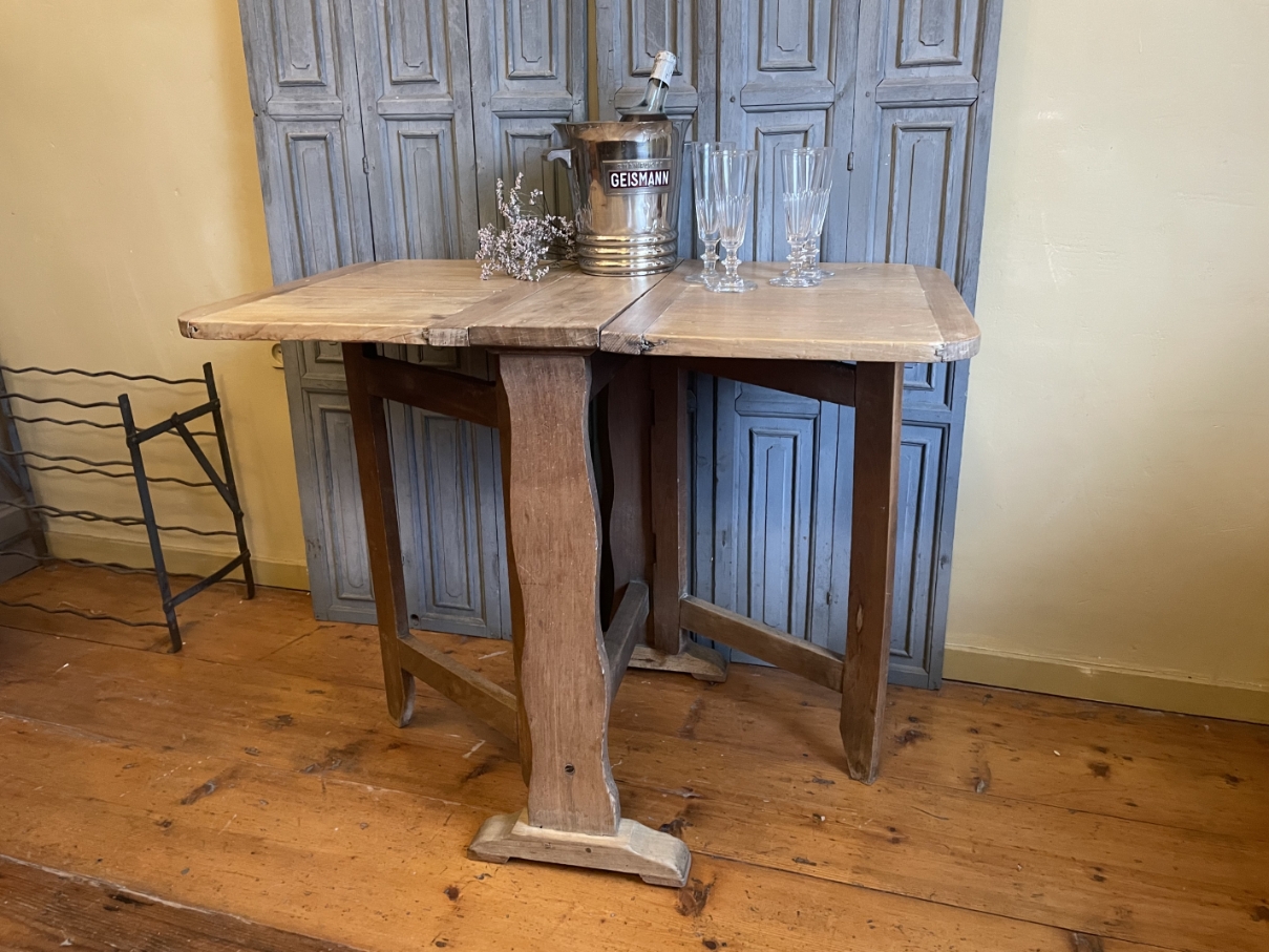 Wijnproeftafeltje Klaptafel Bijzettafel Frans Antiek image 2