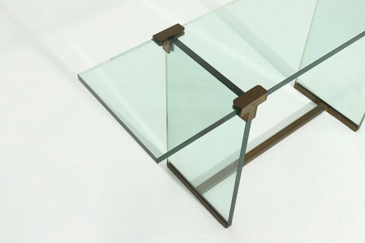 Peter Ghyczy Console Table Model T30 In Glass And Brass 1970S image 9