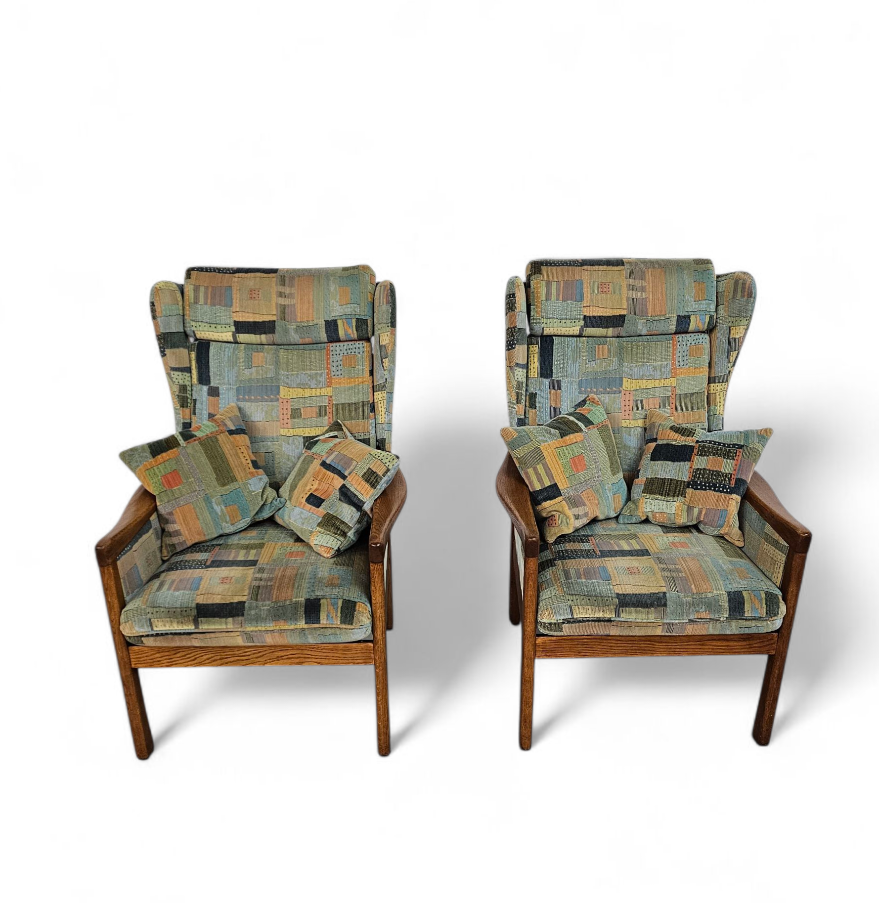 2 X Casala Wingback / Lounge / Armchair In Top Condition / 4 Small Cushions / 1960s image 4