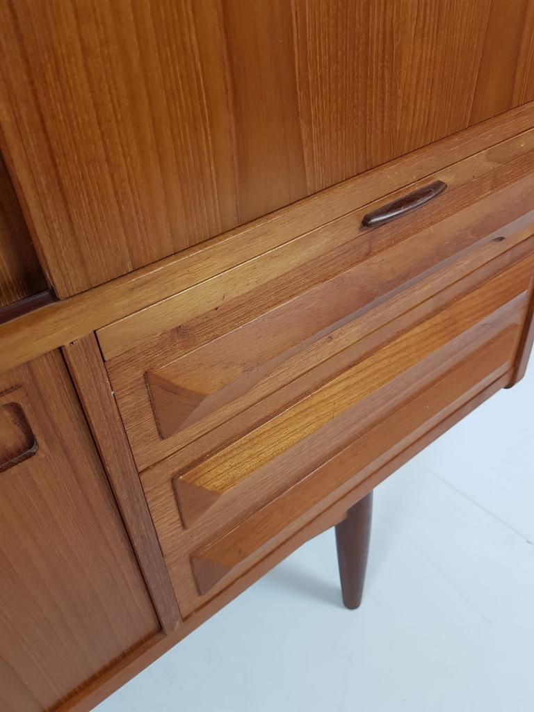 Vintage Johannes Andersen Deense Wandkast | Kast image 8
