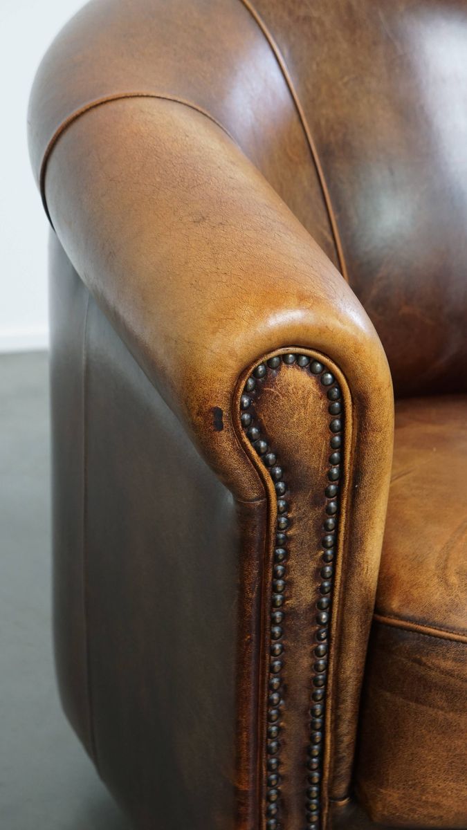 Unieke En Tijdloze Schapenleren Clubfauteuil Met Een Geweldig Patina image 10